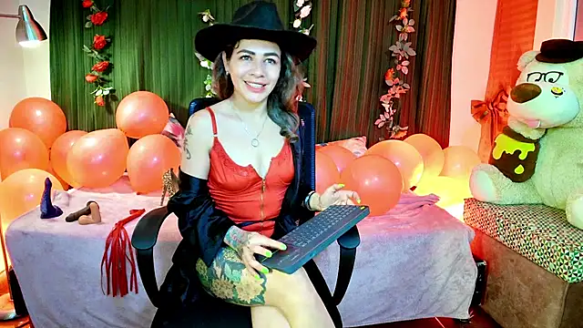 oriana thomson2 online show from February 14, 2025, 4:04 am