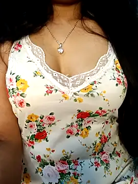 Rina777o online show from December 21, 2025, 5:42 pm