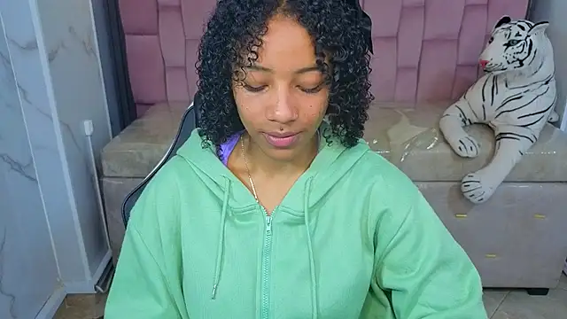 Violeth b online show from March 6, 2026, 1:18 pm