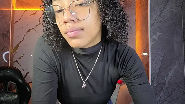 Violeth b online show from March 25, 2026, 12:55 pm