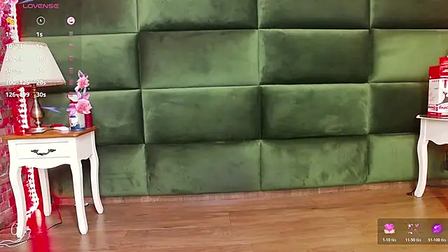 SelenSummer online show from November 24, 2025, 8:08 pm