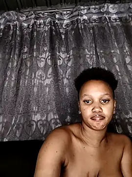 Sego TeeTee online show from April 5, 2026, 11:24 pm