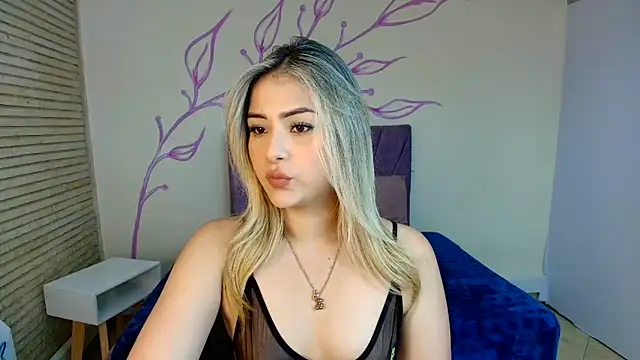 DahliaMoore online show from January 10, 2025, 7:54 pm