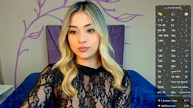 DahliaMoore online show from January 25, 2025, 11:22 pm