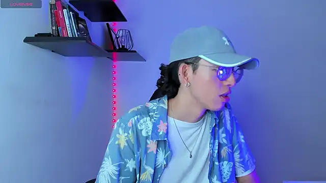 manu vera online show from February 16, 2025, 6:43 pm