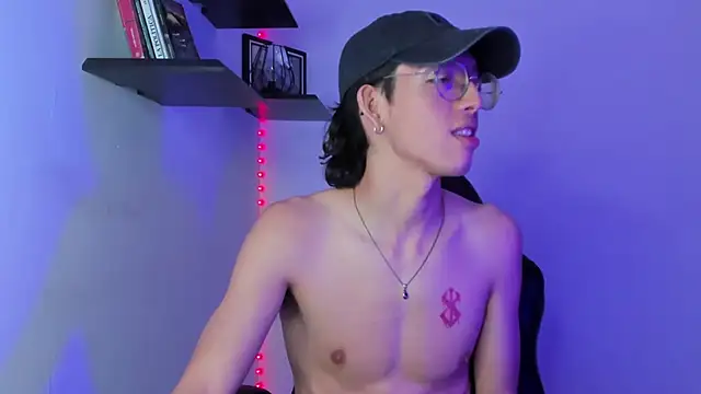 manu vera online show from March 1, 2025, 1:32 am