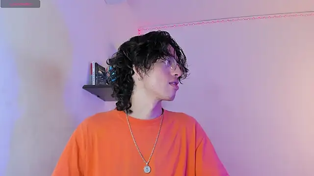 manu vera online show from September 24, 2025, 7:50 pm