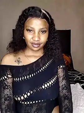 quenliyasa online show from May 18, 2026, 1:24 am