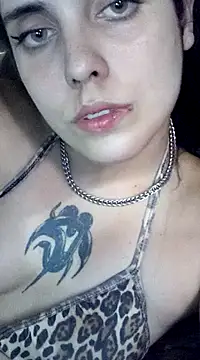 lucylovles online show from February 21, 2025, 10:26 pm