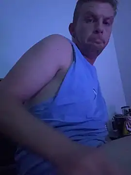 aus guy93 online show from October 31, 2025, 5:58 pm