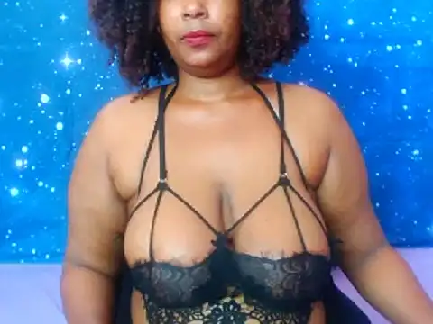 2Sweetysmile online show from December 11, 2024, 12:23 pm