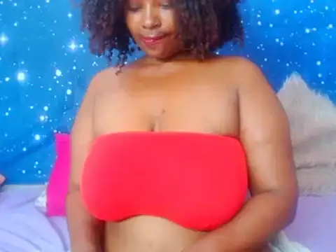 2Sweetysmile online show from December 28, 2024, 2:32 pm