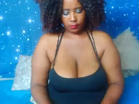 2Sweetysmile online show from January 9, 2025, 8:22 pm