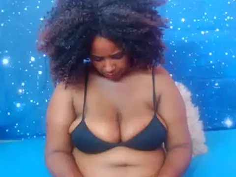 2Sweetysmile online show from January 12, 2025, 10:02 am