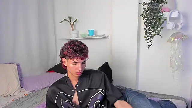 santy-kitty online show from February 27, 2026, 2:22 am