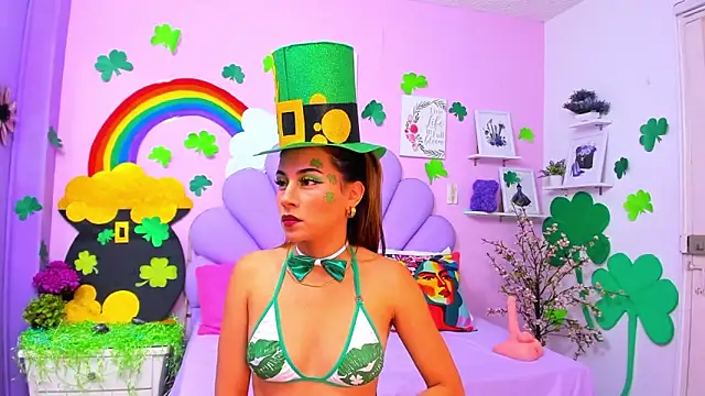 Snapshot of HannaPretthy chatting on March 17, 2026, 11:35 am HannaPretthy online show from March 17, 2026, 11:35 am