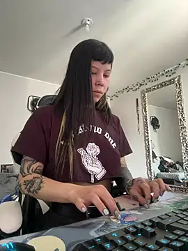 EemaHaruki online show from February 26, 2025, 5:07 pm