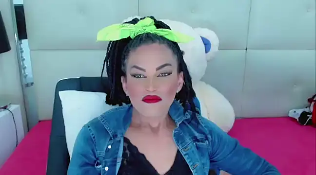 NathaliaCross online show from February 25, 2025, 5:58 pm