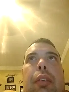 Snapshot of BigBaby964 chatting on March 8, 2025, 12:44 am BigBaby964 online show from March 8, 2025, 12:44 am