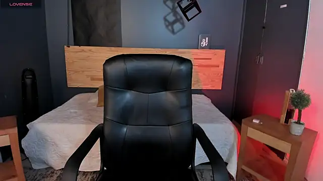 Snapshot of Annaa_rosee chatting on January 8, 2025, 3:51 am Annaa rosee online show from January 8, 2025, 3:51 am