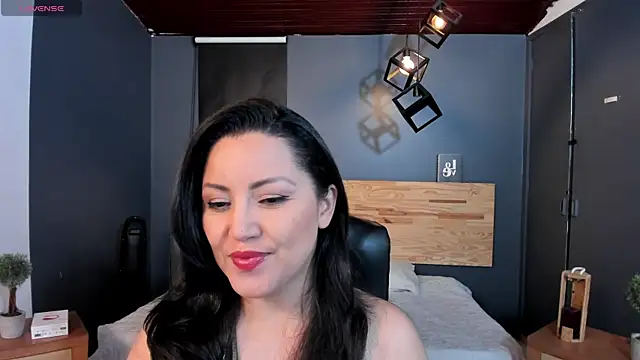 Snapshot of Annaa_rosee chatting on January 9, 2025, 3:26 am Annaa rosee online show from January 9, 2025, 3:26 am