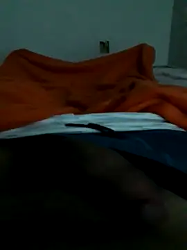 Snapshot of lm279 chatting on October 15, 2025, 3:01 pm lm279 online show from October 15, 2025, 3:01 pm