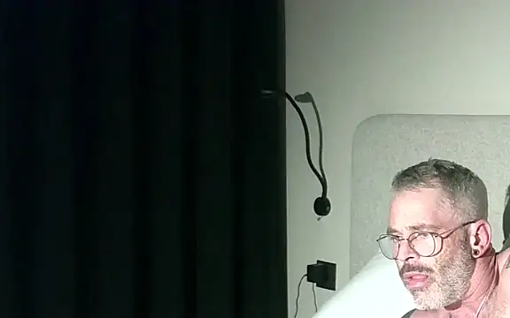 LIVEcamCUMDADDY online show from February 28, 2025, 1:47 am