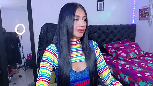 JulietaCheerr online show from October 28, 2025, 1:36 pm