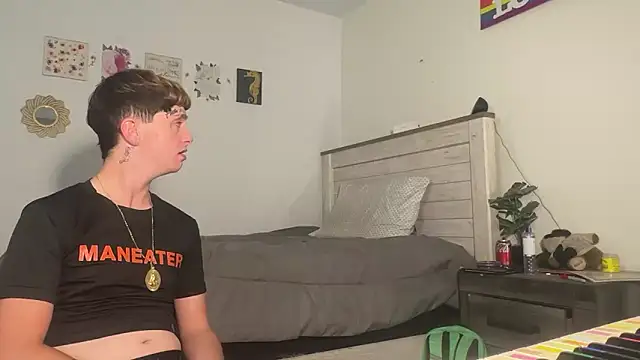 twentywithafelonyy online show from September 28, 2025, 6:19 am