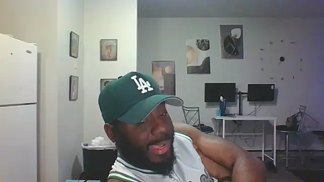 Stayinalive1992 online show from January 20, 2025, 7:36 am