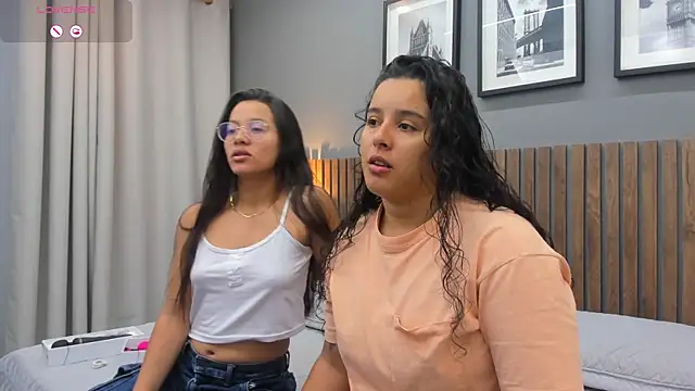 Dilan y Mia online show from January 15, 2025, 1:20 pm