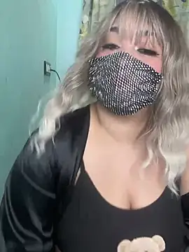 Snapshot of belquiis chatting on February 17, 2025, 11:53 pm belquiis online show from February 17, 2025, 11:53 pm