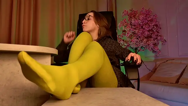 AphexQueen online show from October 15, 2025, 10:15 am