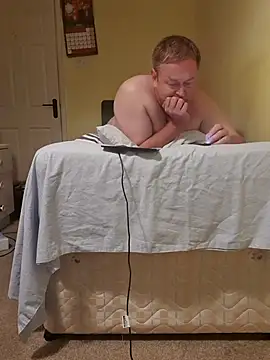 nofacewanker online show from August 5, 2026, 8:55 pm