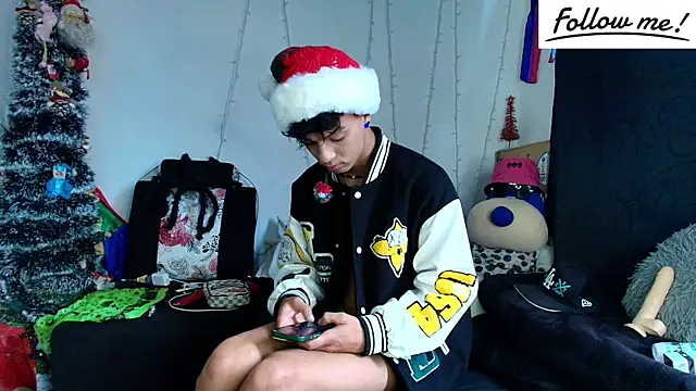 Snapshot of twink_sebas_ chatting on December 25, 2024, 3:06 pm twink sebas online show from December 25, 2024, 3:06 pm