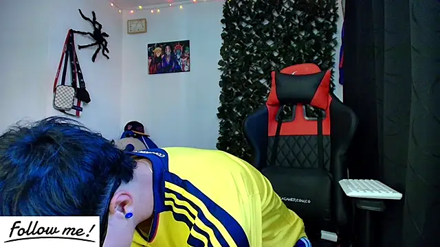 Snapshot of twink_sebas_ chatting on January 22, 2025, 6:41 pm twink sebas online show from January 22, 2025, 6:41 pm