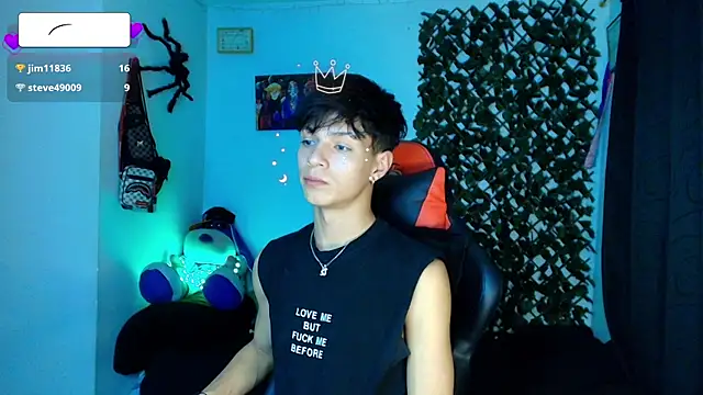 Snapshot of twink_sebas_ chatting on February 11, 2025, 5:16 am twink sebas online show from February 11, 2025, 5:16 am