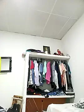 Snapshot of juanpr_1-15 chatting on December 21, 2025, 5:09 pm juanpr 1-15 online show from December 21, 2025, 5:09 pm