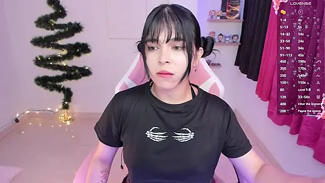 Snapshot of misshoneyxxx chatting on January 9, 2025, 1:50 am misshoneyxxx online show from January 9, 2025, 1:50 am