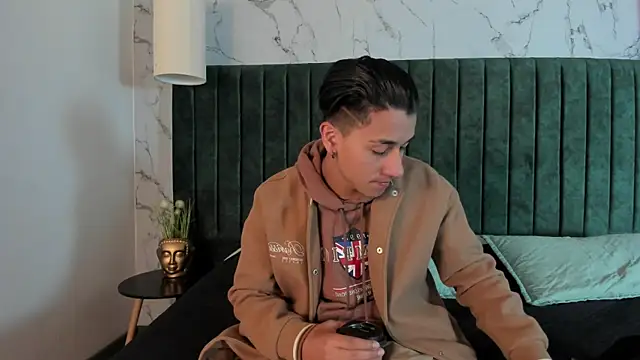 Andy Joy  online show from January 6, 2026, 11:25 am