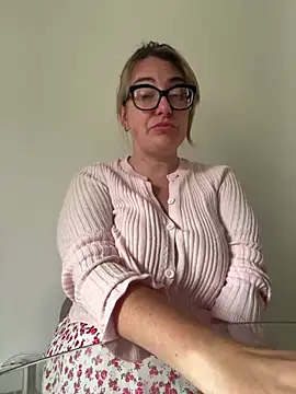 Snapshot of Miss_Stassi chatting on June 2, 2026, 8:49 am Miss Stassi online show from June 2, 2026, 8:49 am