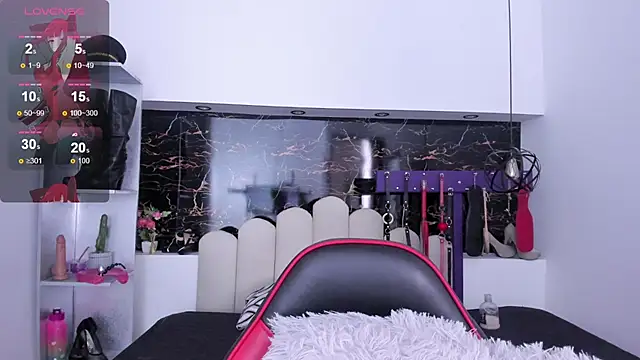 Kathia Armstrong online show from December 14, 2024, 3:25 pm