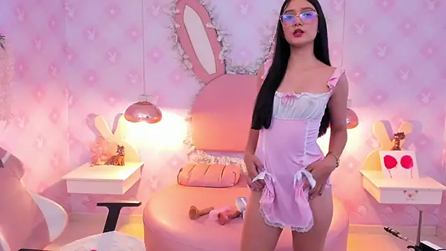 Saraa Skinny online show from March 3, 2025, 2:59 pm