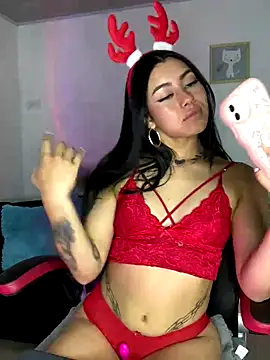emily 22x online show from December 3, 2024, 12:57 am