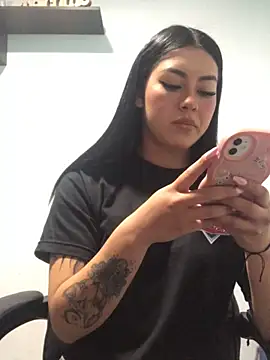 emily 22x online show from December 7, 2024, 6:04 pm