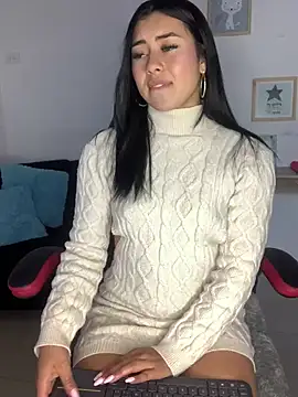 emily 22x online show from December 17, 2024, 9:16 pm