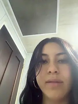 emily 22x online show from December 24, 2024, 2:21 am