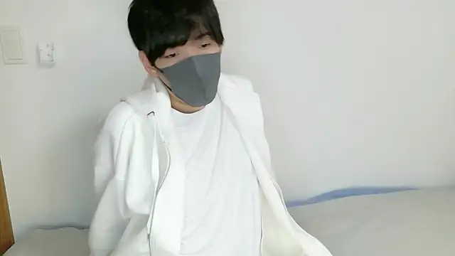 itsme LEON online show from December 1, 2025, 1:05 pm