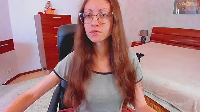 Pantyhose Mila online show from October 19, 2025, 7:03 pm