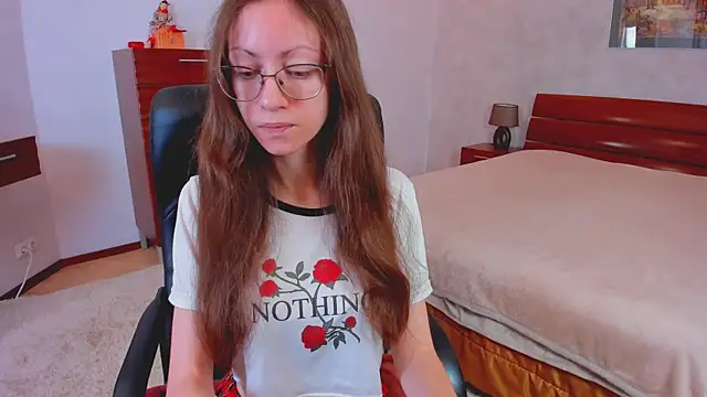 Pantyhose Mila online show from October 24, 2025, 7:10 pm